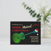 Gitaar Musical Merry Christmas Gepersonaliseerd Feestdagenkaart (Staand voorkant)