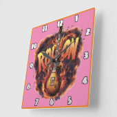 Gitaar ontsteekt passie in vurige rock viering vierkante klok (Hoek)