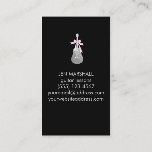 Gitaarsilhouet Roze strik op Faux Silver folie Visitekaartje (Achterkant)