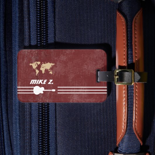 Gitarist reizigersnaam op leeftijd rood bagagelabel (Voorkant Insitu 4)