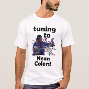 Gitarist Stemmer Op Neon Kleuren Muzikale Feest T-shirt