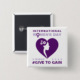 Give To Gain International Women's Day 2026 Vierkante Button 5,1 Cm