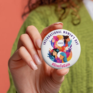 Give To Gain Internationale Vrouwendag IWD 2026 Ronde Button 7,6 Cm