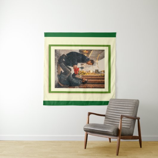 GIVING IS LOVING CHRISTMAS MESSAGE WANDKLEED (In Situ (horizontaal))