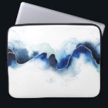 Glacial Break Laptop Sleeve<br><div class="desc">Glacial Break III van Grace Popp. Dikte,  levendige blauwe lijn,  gedaan in diepe blauwe tinten tegen een dwingende witte achtergrond.</div>