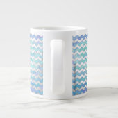 Glacier Blue Chevron Pattern Grote Koffiekop (Achterkant)