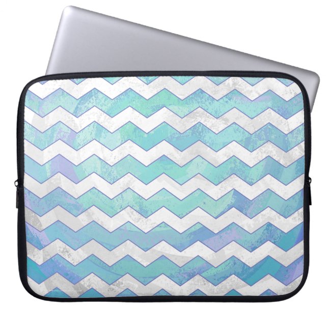 Glacier Blue Chevron Pattern Laptop Sleeve (Voorkant)