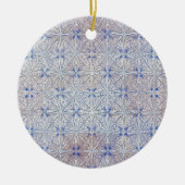 Glacier Lace — Delicate Snowflake Pattern Keramisch Ornament (Voorkant)