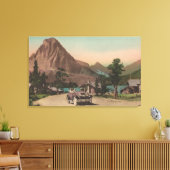 Glacier, MT - Uitzicht van Two Chalets & Mt. Rockw Canvas Afdruk (Insitu (Woonkamer))