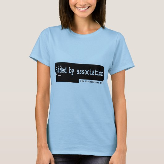 Gladd door de vereniging t-shirt (Voorkant)