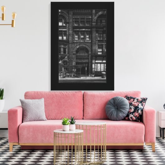 Gladstone Hotel No 3 with Border Canvas Afdruk (Insitu (Woonkamer))