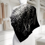 Glam Black Silver Glitter Monogram Naam Bandana<br><div class="desc">Glam Black Silver Glitter Elegant Monogram Bandana. Pas dit trendy chic bandana-ontwerp met elegant zilveren mousserende glitter op een zwarte achtergrond eenvoudig aan. Het ontwerp kenmerkt uw handgeschreven manuscriptmonogram met  draden en naam.</div>
