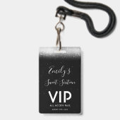 Glam Black White Sweet 16 Invitation VIP Pass Badge (Voorzijde met lanyard)