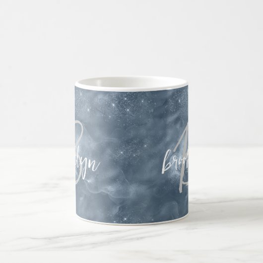 Glam Dusty Blue Stardust Swirls Script Monogram Koffiemok (Center)