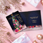 Glam Girly presenteert de paarse kerstboom levendi Kaart<br><div class="desc">Dit meisje en glamoureus kerstwenskaart zullen het verhaal zijn van al je vrienden en familie. Het is een uniek en stijlvol concept voor uw vakantiepapier. Het bevat handgetekende en handbeschilderde waterverven, hielkoenen, faux glitter-ornamenten, make-up, parfumflessen, mapjes, snoepjes, cadeautas en cadeaudoos. Deze elementen hangen op een groene sneeuwige kerstboom met een...</div>