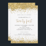 Glam Gold Glitter 21e verjaardagsfeestje Kaart<br><div class="desc">Glam Gold Glitter 21e verjaardagsfeestje. Digitaal verkrijgbaar en gedrukt. Elegante gouden faux glitter confetti randen zijn aan de boven- en onderkant en ook aan de achterkant. Twenty First speelt zich af in een modern handschrift. Personaliseer eenvoudig de rest van de tekst naar uw eigen hand.</div>