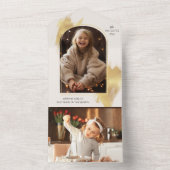 Glam Gold Swashes & Arch Holiday Foto All In One Uitnodiging (Binnen)