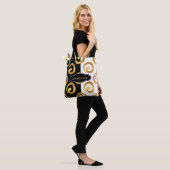 Glam Golden Curls met aangepaste monogram Tote Bag (Op model)