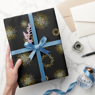 Glam Gouden Sneeuwvlokken op Middernachtzwart Cadeaupapier