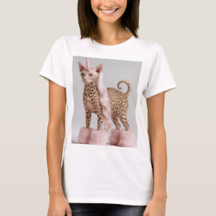Glam Luipaard Eenhoorn Kat in Roze Bont Hoge Hakke T-shirt