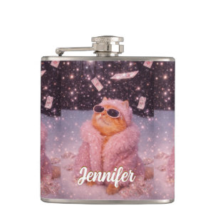 Glam Money Kat in Roze Bontjas en Zonnebril     Heupfles