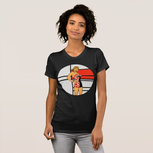  Glam Pin-Up T-Shirt – Retro Comic Pop Art (Voorkant volledig)