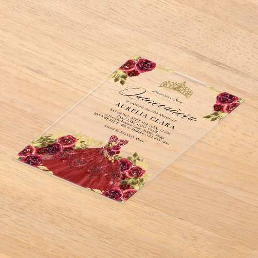Glam Rode Jurk Bloemen Waterverf 15e Quinceañera Acryl Uitnodigingen (Laagn)