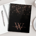 Glam Roos Gold Glitter Sparking Elegant Monogram Planner<br><div class="desc">Creëer uw eigen gepersonaliseerde zwarte en roos gouden diamantsparkle planner met uw eigen monogram en naam.</div>
