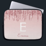 Glam Roze Rose Gold Glitter Drift Sparkle Monogram Laptop Sleeve<br><div class="desc">Blush Roze - Roos Gold Faux Drijvende glitter en Sparkle Elegant Monogram Computer Hoesje. Dit monogrammed hoesje kan worden aangepast om uw initiaal en voornaam te omvatten.</div>