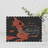 Glam Witch vliegt op Broom Halloween Party Kaart (Staand voorkant)
