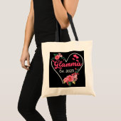 Glamma tot Goma 2023 Zwangerschap Aankondiging Tote Bag (Voorkant (product))