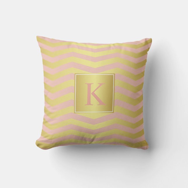 Glamor Pink en Gold Chevrons met monogram Kussen (Voorkant)