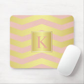 Glamor Pink en Gold Chevrons met monogram Muismat (Met muis)