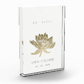 GLAMOROUS BLEEK GOLD WHITE LOTUS BEWAREN DE DATUM  FOTOBLOKKEN (Links)