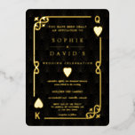 Glamorous Casino Las Vegas Poker Bruiloft Echt Folie Uitnodiging<br><div class="desc">Het beschikt over art deco stijl, een Roaring 1920's oude Hollywood gebroken lijst met faux gouden folie Fleur-de-lis, harten, Q en K op twee hoeken (simuleren speelkaarten), op gouden zwarte Art Deco patroonachtergrond. Speciale bewoordingen worden gebruikt zoals in pokerspel. Gebruik de tool Personaliseren om uw gegevens toe te voegen. Voor...</div>