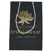 GLAMOROUS GOLD BLACK LOTUS FLORAL VRIJGEZELLENFEES MEDIUM CADEAUZAKJE (Achterkant)