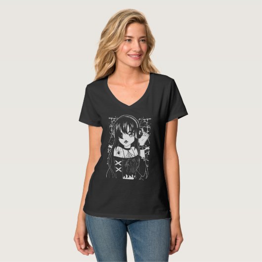 Glamorous Gothic Girl with Creepy Spider and Spike T-shirt (Voorkant volledig)