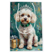 Glamorous White Poodle Princess Christmas Art Medium Cadeauzakje (Voorkant)