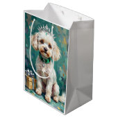 Glamorous White Poodle Princess Christmas Art Medium Cadeauzakje (Achterkant Gekanteld)