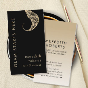 Glamour haar en make-up Goudblond haar krullen Visitekaartje