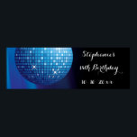 Glamoureus 18th Birthday Blue Party Disco Ball Poster<br><div class="desc">Elegant 18e verjaardagsfeestfeestfeestspandoeken voor vrouwen en meisjes. Met een prachtig afbeelding van een zwevende, funky, dun blauw retroflectorbal, gedrukt op een romantische blauwe en zwarte golvende achtergrond. Grafische, klastige, schattige, meisjes, hedendaagse, moderne spandoeken voor feestjes in trendy, modieuze kleuren. Deze grove, glamoureuze fancy, stijlvolle, geavanceerde, , girale posters worden alleen...</div>
