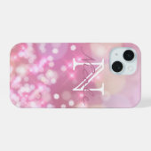 Glamoureus roze Sparkles Monogram iPhone 15 Case (Achterkant horizontaal)