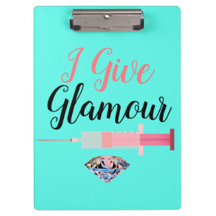 Glamoureuze verpleegster shot schattig grappig tur klembord