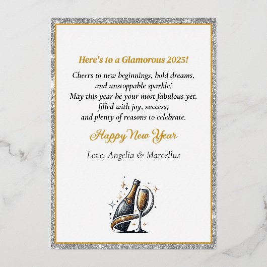 Glamoureuze zwarte vrouw die champagne drinkt op n folie feestdagenkaart (Achterkant)