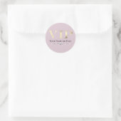 Glanzend Goud VIP op Roze Ronde Sticker (Tas)