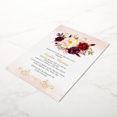 Glanzend Gouden Kruis Bloemen Bourgogne Doop Folie Uitnodiging (Gedraaid)