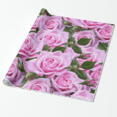 Glanzend inpakpapier, roze rozen cadeaupapier (Uitgerold)