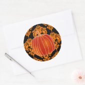 Glanzend Sinaasappel herfst pompoen Sinaasappel zw Ronde Sticker (Envelop)