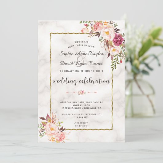 Glanzende gouden roze bloemige marmeren bruiloft kaart (Staand voorkant)