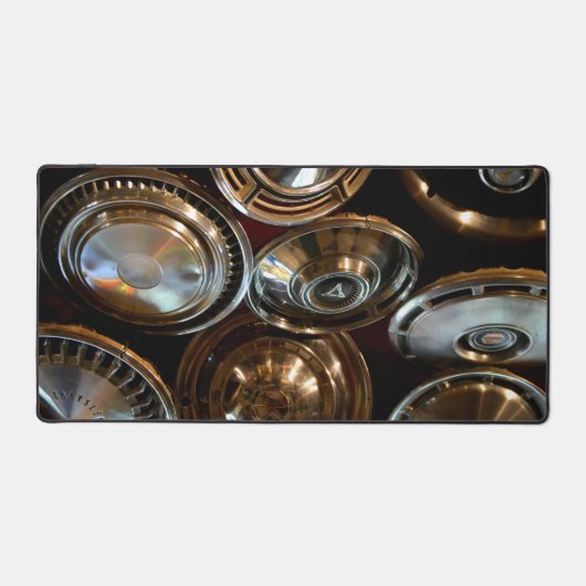 Glanzende Hubcaps Art Garage Man Cave Desk Mat Pad (Voorkant)
